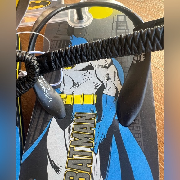 Batman Flip Flops - Picture 6 of 6